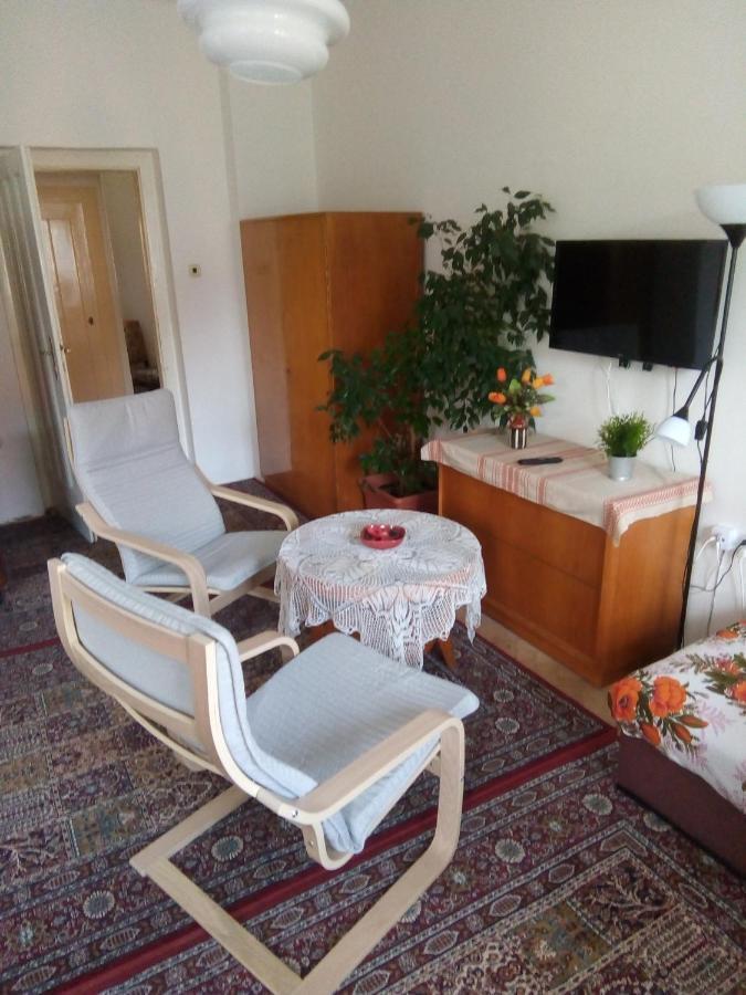 Apartricanova براغ المظهر الخارجي الصورة